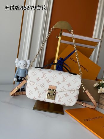 Louis Vuitton  East West Métis  M12429