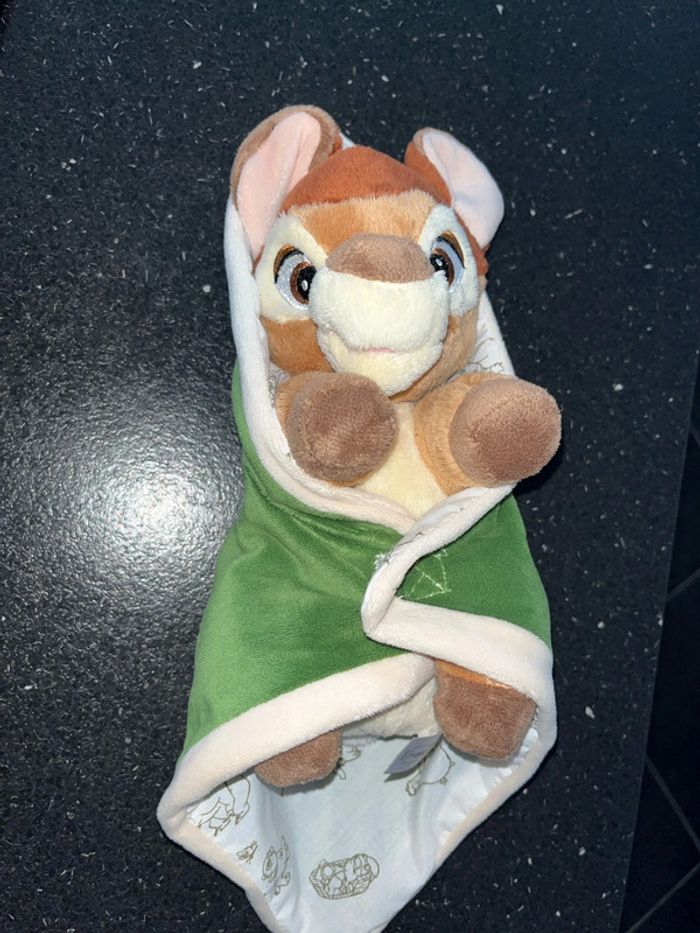 Peluche doudou Bambi, faon - couverture vert marron beige
