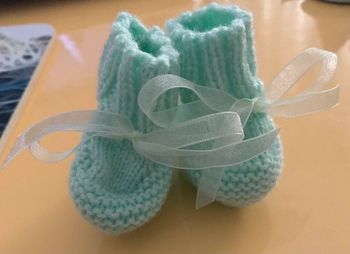 Chaussons au tricot prematuré