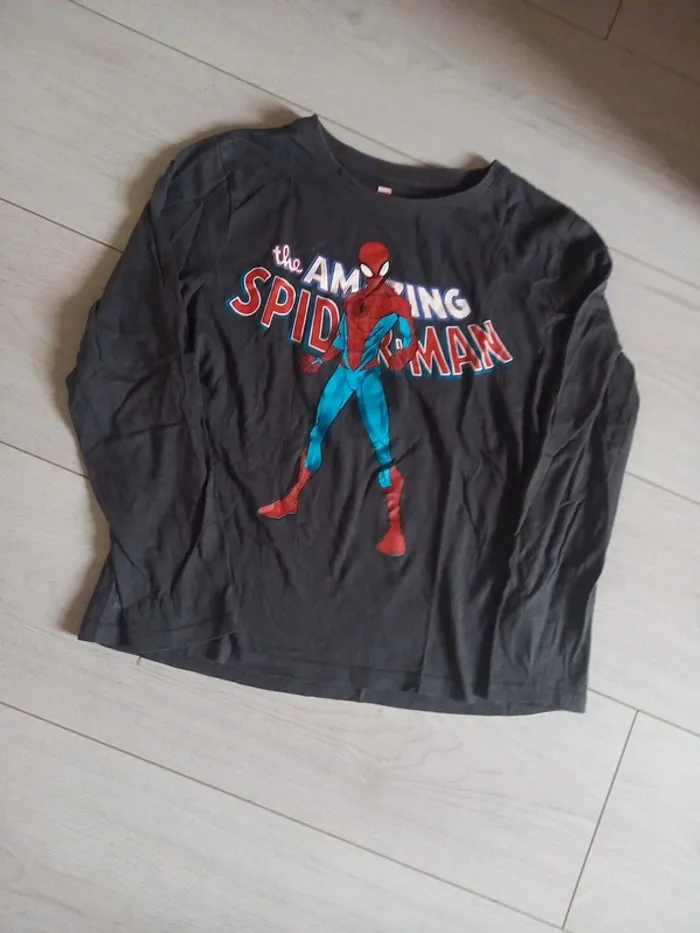 Tee shirt long spiderman