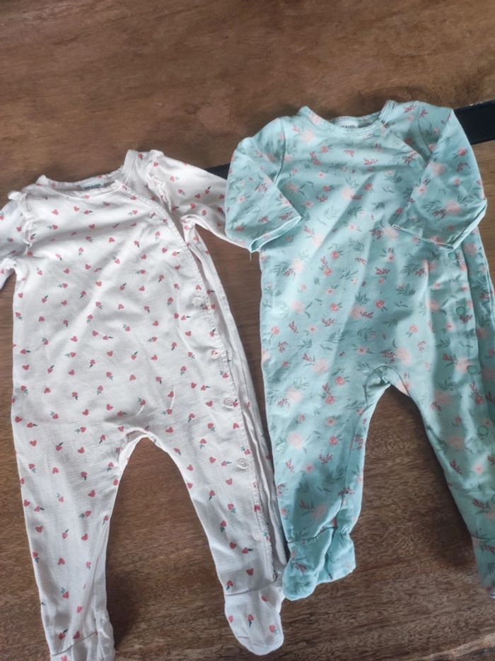 Lot de deux pyjamas TAO - photo numéro 4