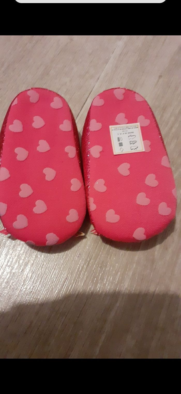 Chaussons fille pailletés - photo numéro 3