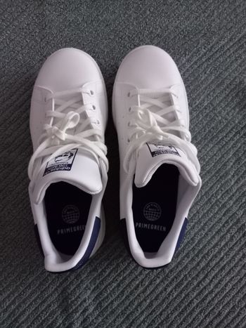 Baskets stan Smith blanche et bleu
