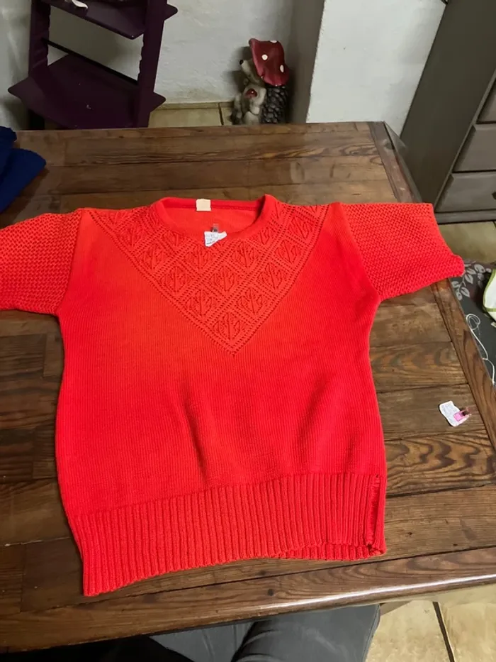 Pulls rouge manche courte @