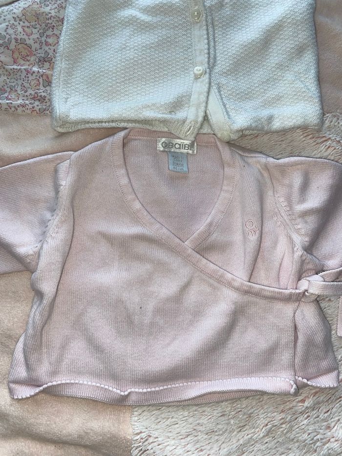 Lot 2 brassière  3 mois - photo numéro 3