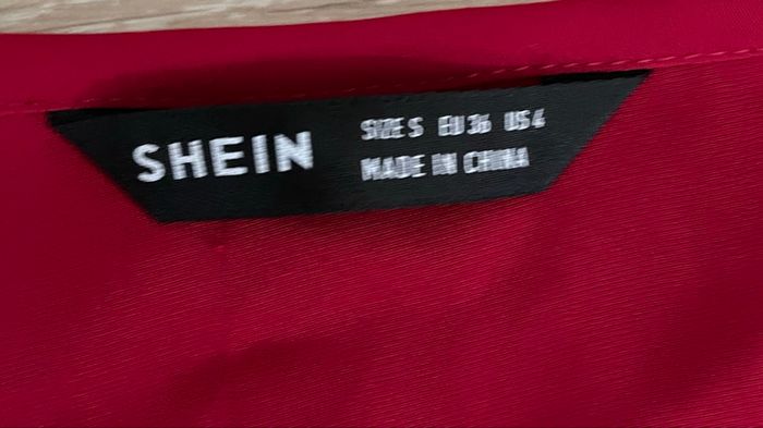 Robe rouge shein taille S jamais porté neuve - photo numéro 3