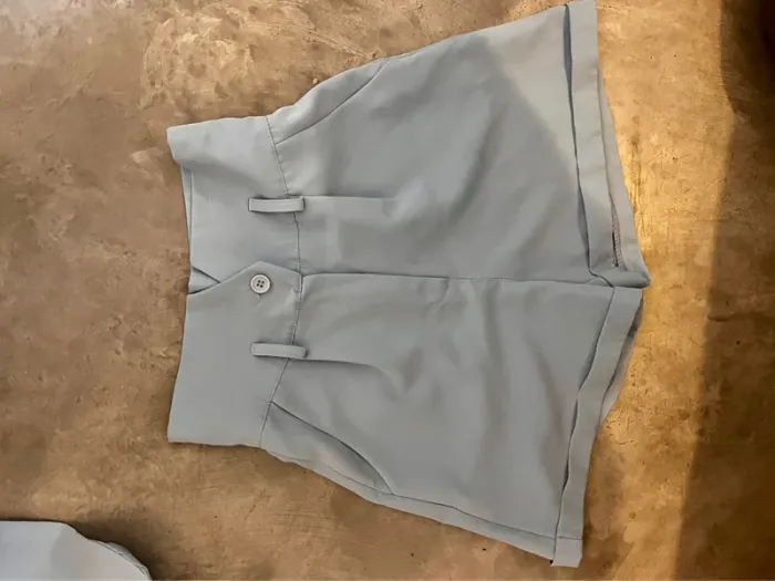 Ensemble bleu clair tailleur short - photo numéro 5