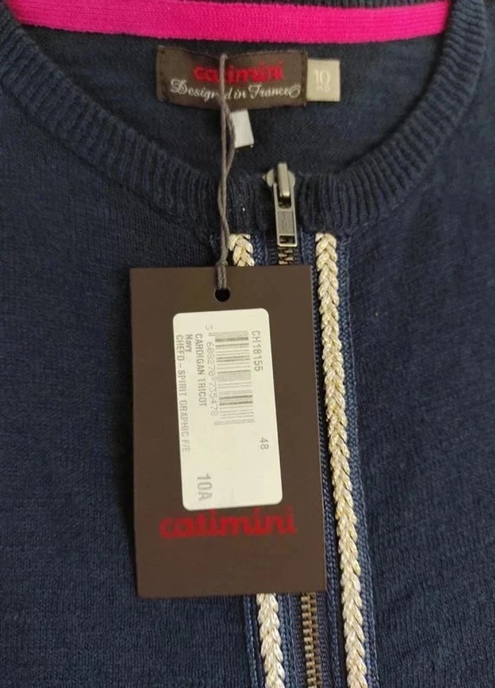 40 € Gilet manches longues 10 ans - photo numéro 3