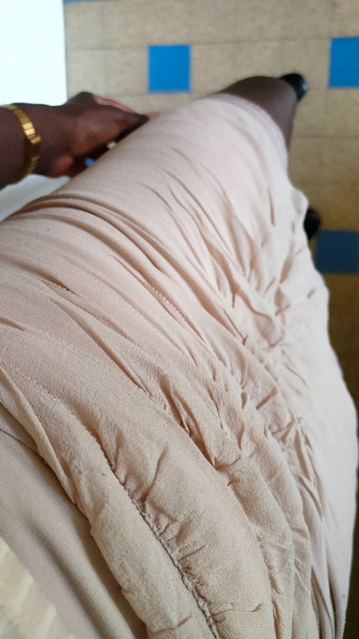 Jupe courte en soie rose volant taille haute - photo numéro 4