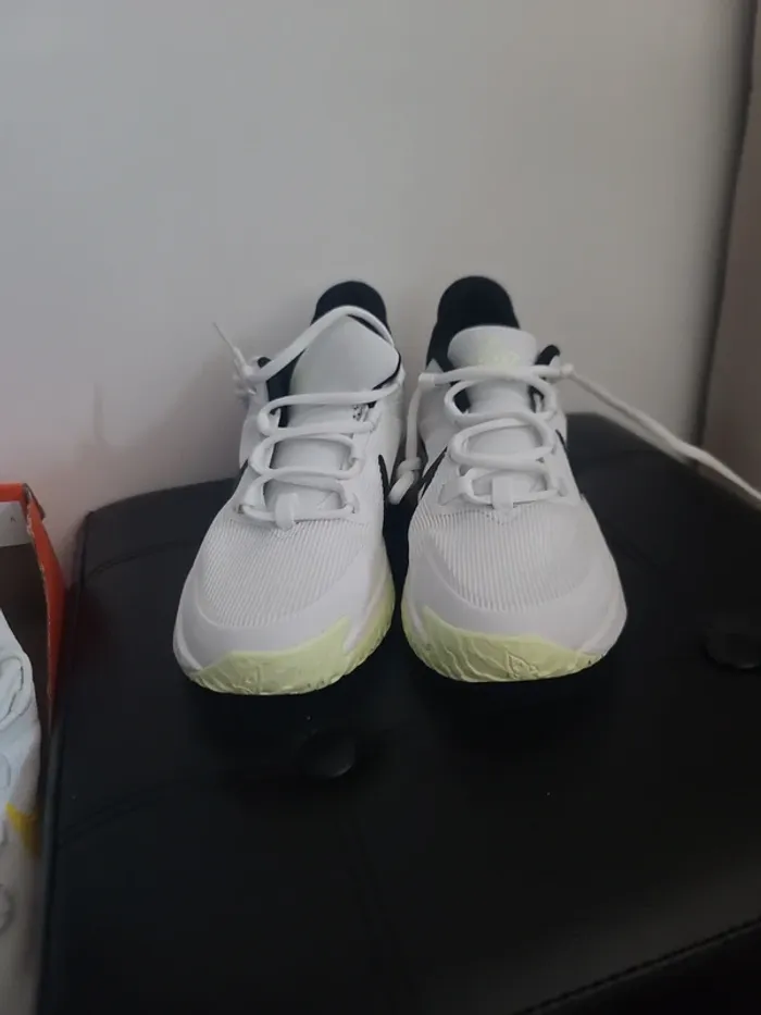 Nike star runner