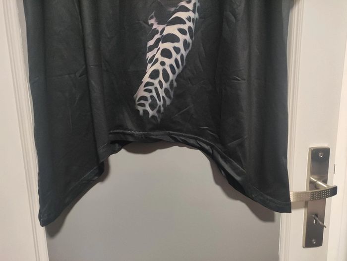 T-shirt noir panthère taille 46 neuf - photo numéro 4