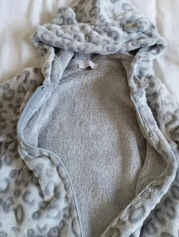 Veste pyjama a capuche - photo numéro 3