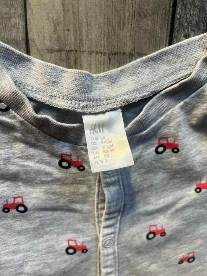 2 pyjamas - photo numéro 5