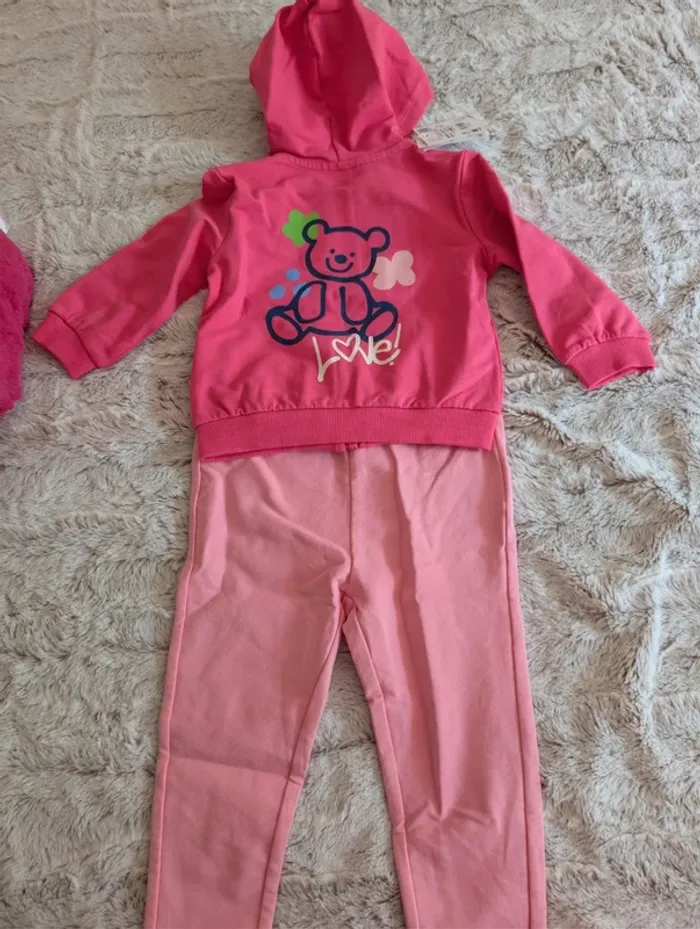 Ensemble 12/18 mois neuf. Fagottino