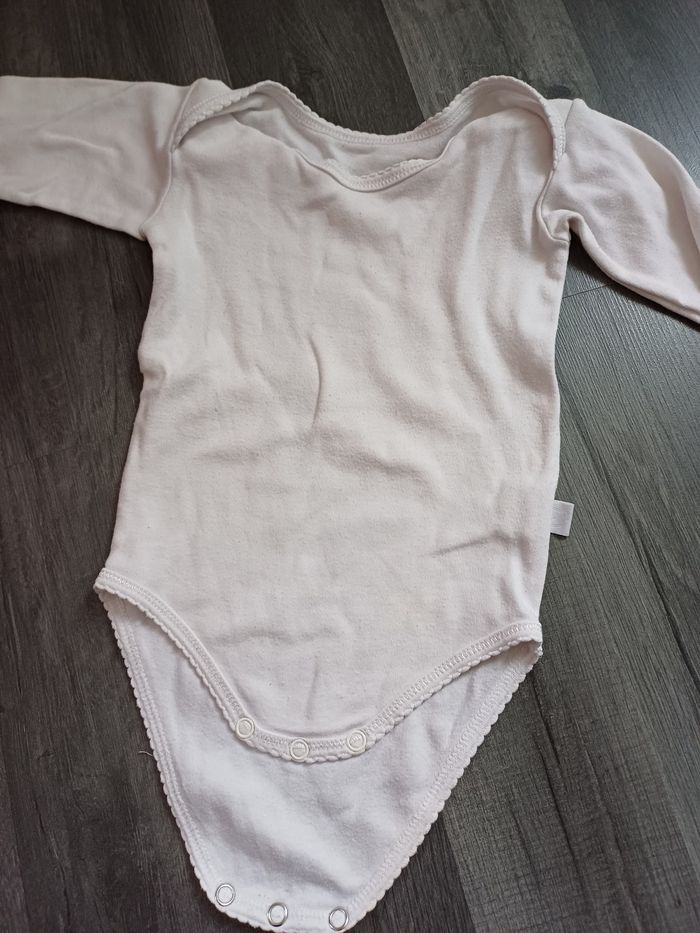 3 bodies manches longues 12 mois - photo numéro 5