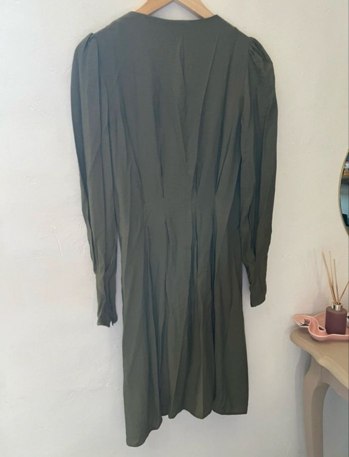 Robe kaki - photo numéro 4