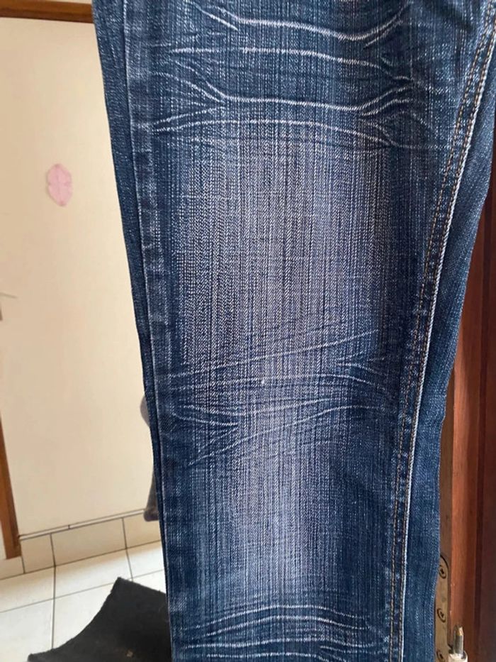superbe Jeans femme marque MIM taille 40 très bon état - photo numéro 2