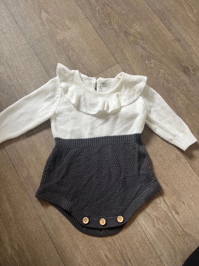 Combi short bébé fille 9-12 mois