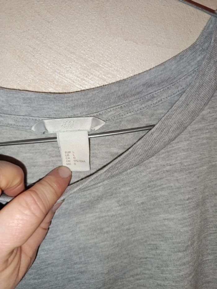 Superbe haut H et M taille L soit 42/44 - photo numéro 8