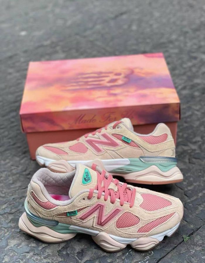 New Balance 9060