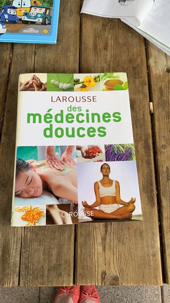 Larousse des médecines douces