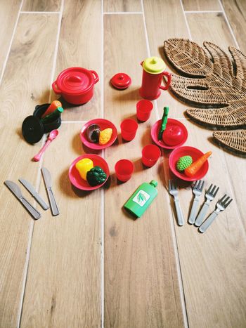 🥦Dinette service vaisselle avec légumes aliments en plastique marque Ecoiffier