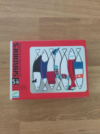 Jeu de société Les Sardines Djeco , complet , très bon état