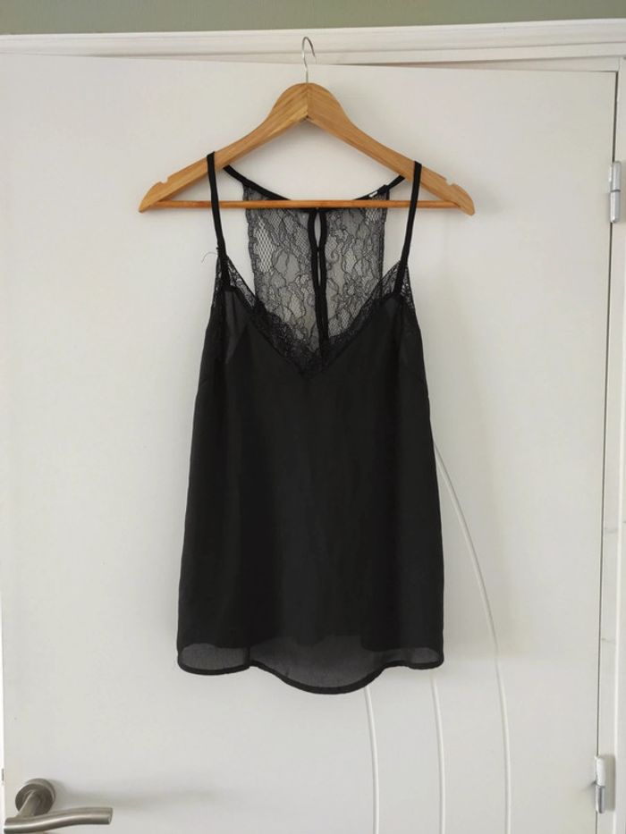 Débardeur noir dentelle