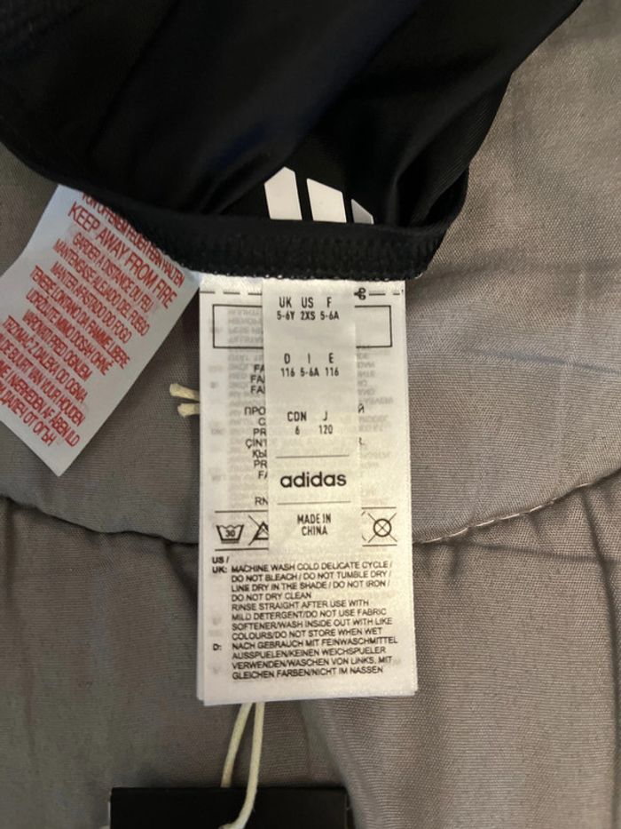Maillot de bain une pièce fille Adidas 5-6 ans - photo numéro 4