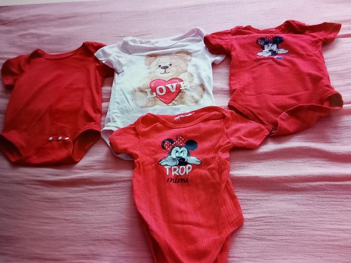 Lot de 24 bodys - photo numéro 6