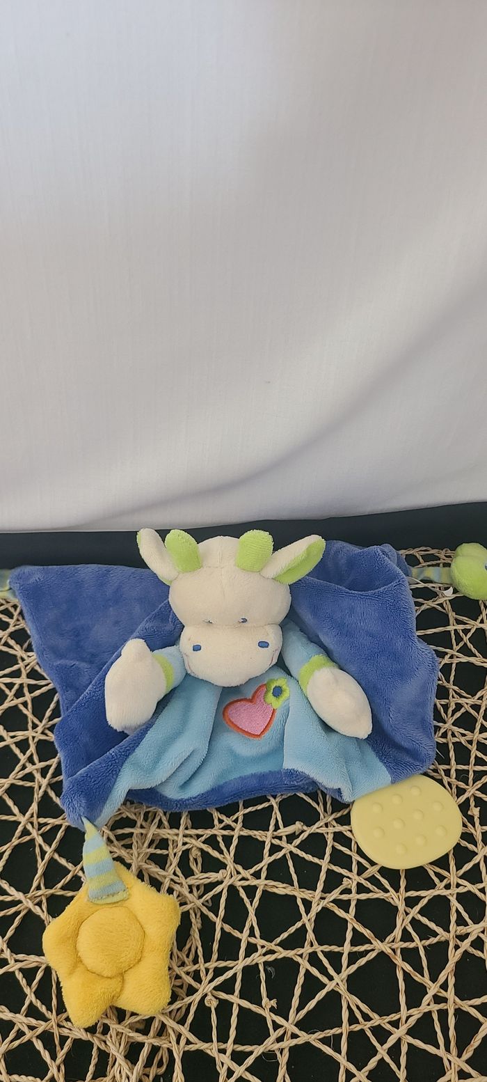 Doudou plat girafe vache bleu fleur coeur SIDJ - photo numéro 3