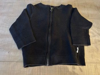 Gilet côtelé gris foncé 
