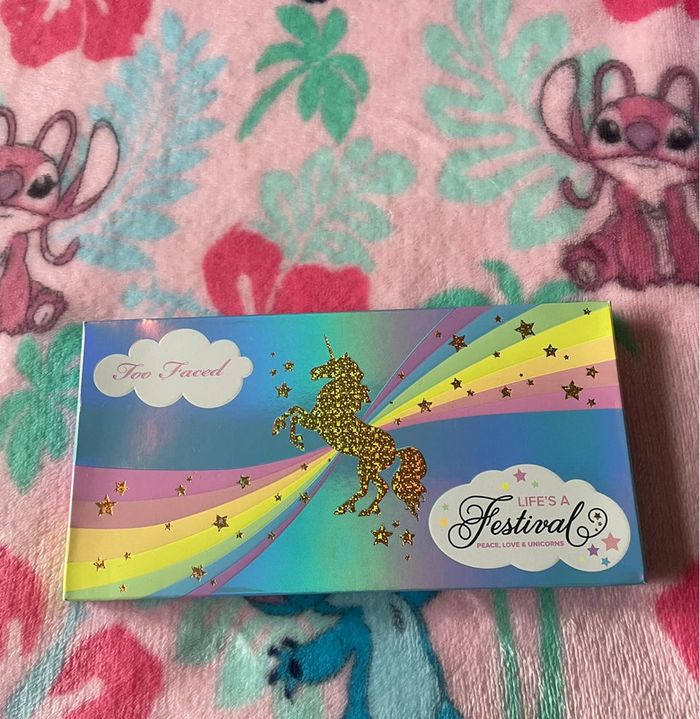 Magnifique palette life’s a festival Too Faced