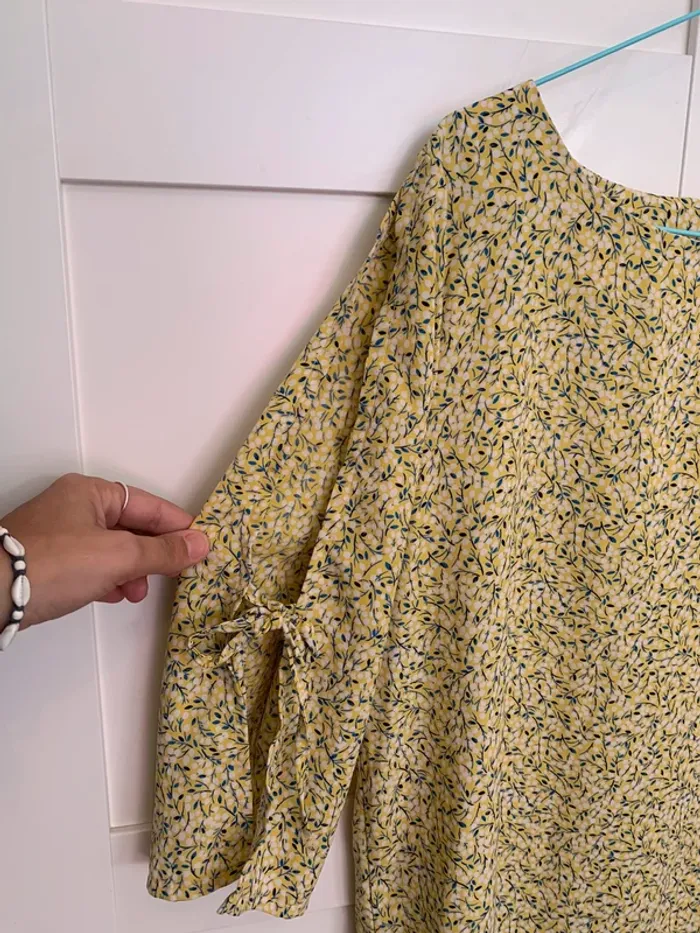 Robe fleurie jaune été - photo numéro 3