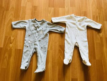 Lot 2 pyjamas chat Vertbaudet très bon état - 6 mois 67cms