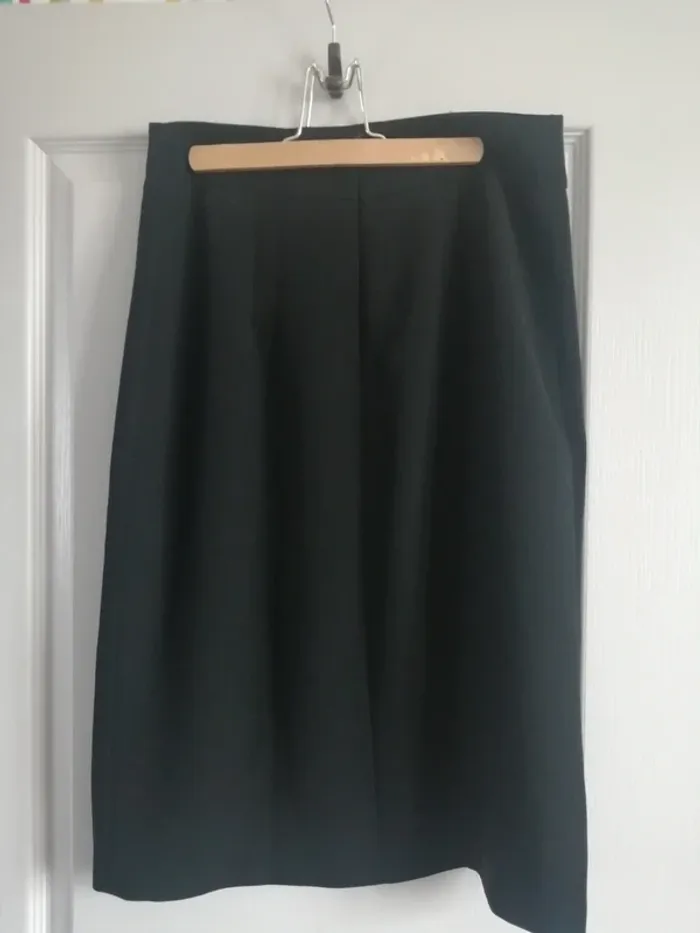 Jupe droite - photo numéro 2