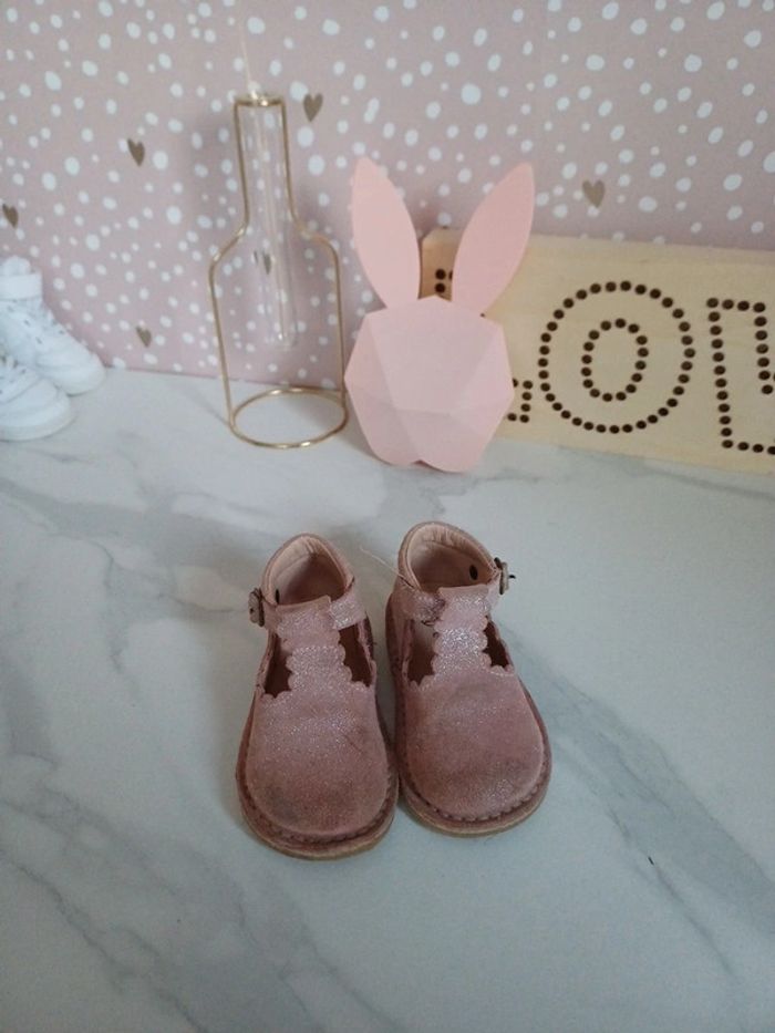 Chaussures 22 lola palacios