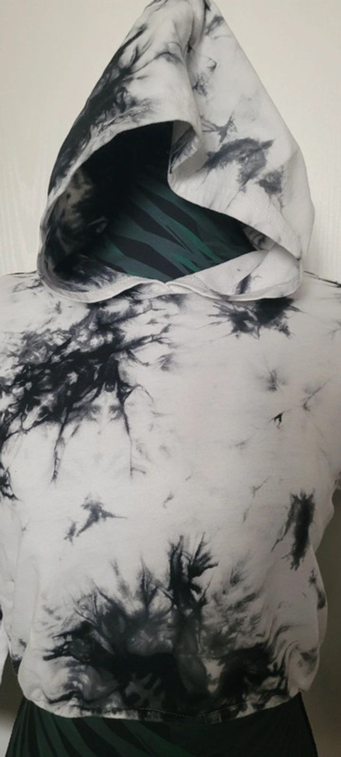 Hoodie crop top tâche 10 ans - photo numéro 2