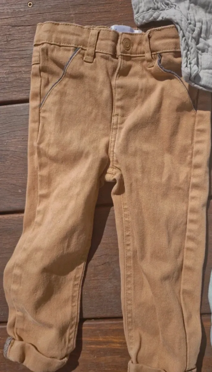 Lot 24 mois pantalon et body gaze de coton - photo numéro 2