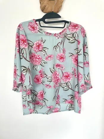 Blouse fleurie