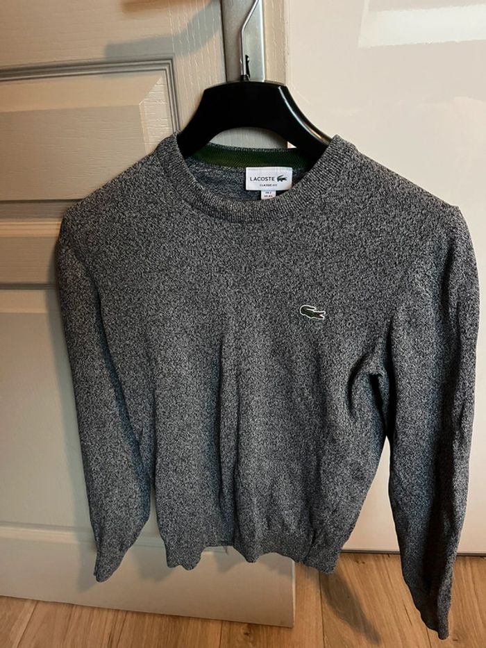 Pull gris Lacoste
