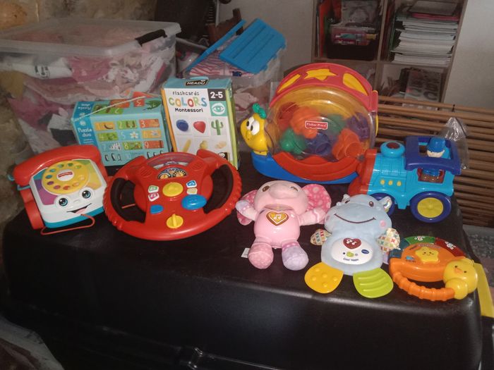 Magnifique lot de jouets (9)