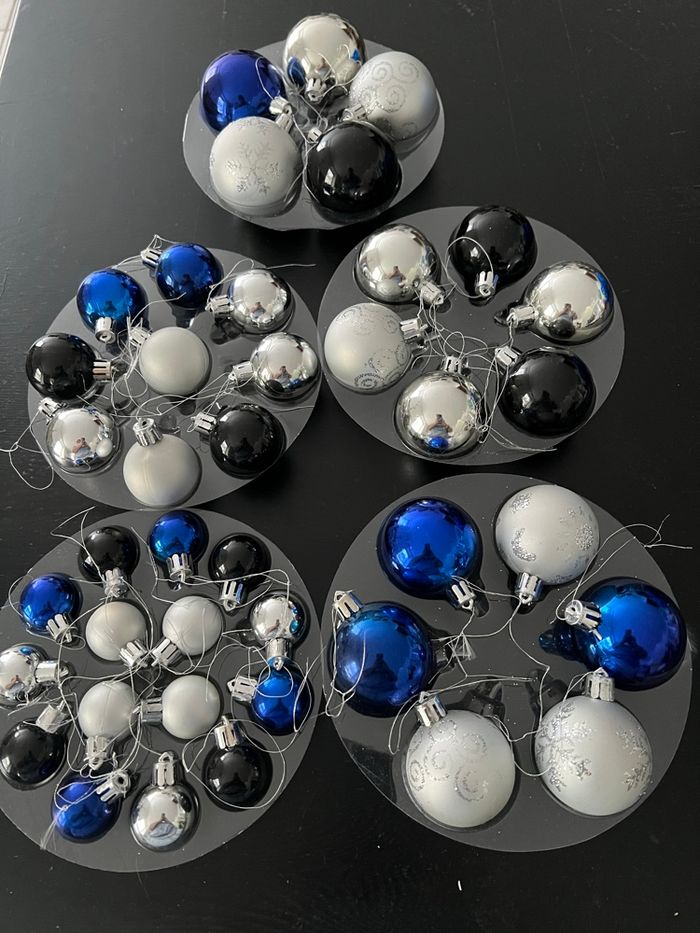 Lot 41 boules de Noël - photo numéro 2