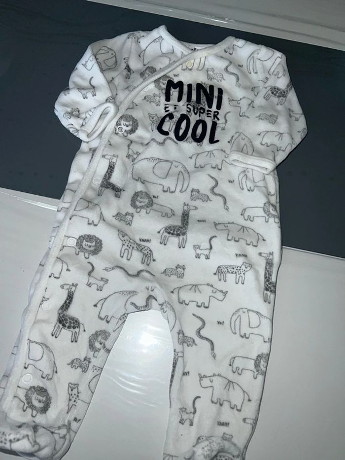 Pyjama - photo numéro 2