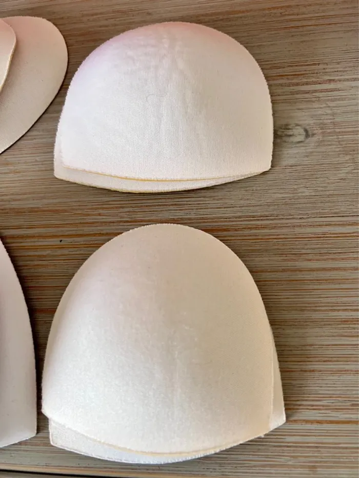 Coque maillot de bain ou soutien gorge - photo numéro 3
