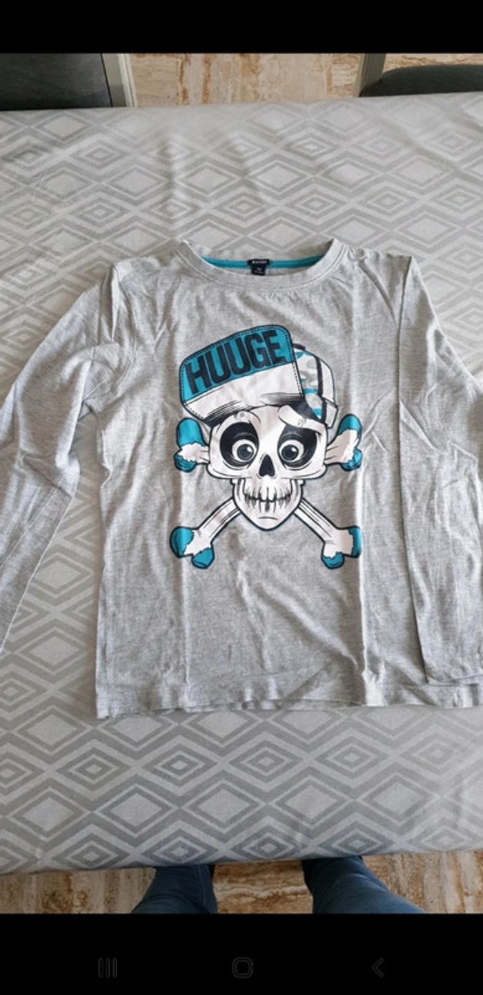 T-shirt manches longues 10 ans