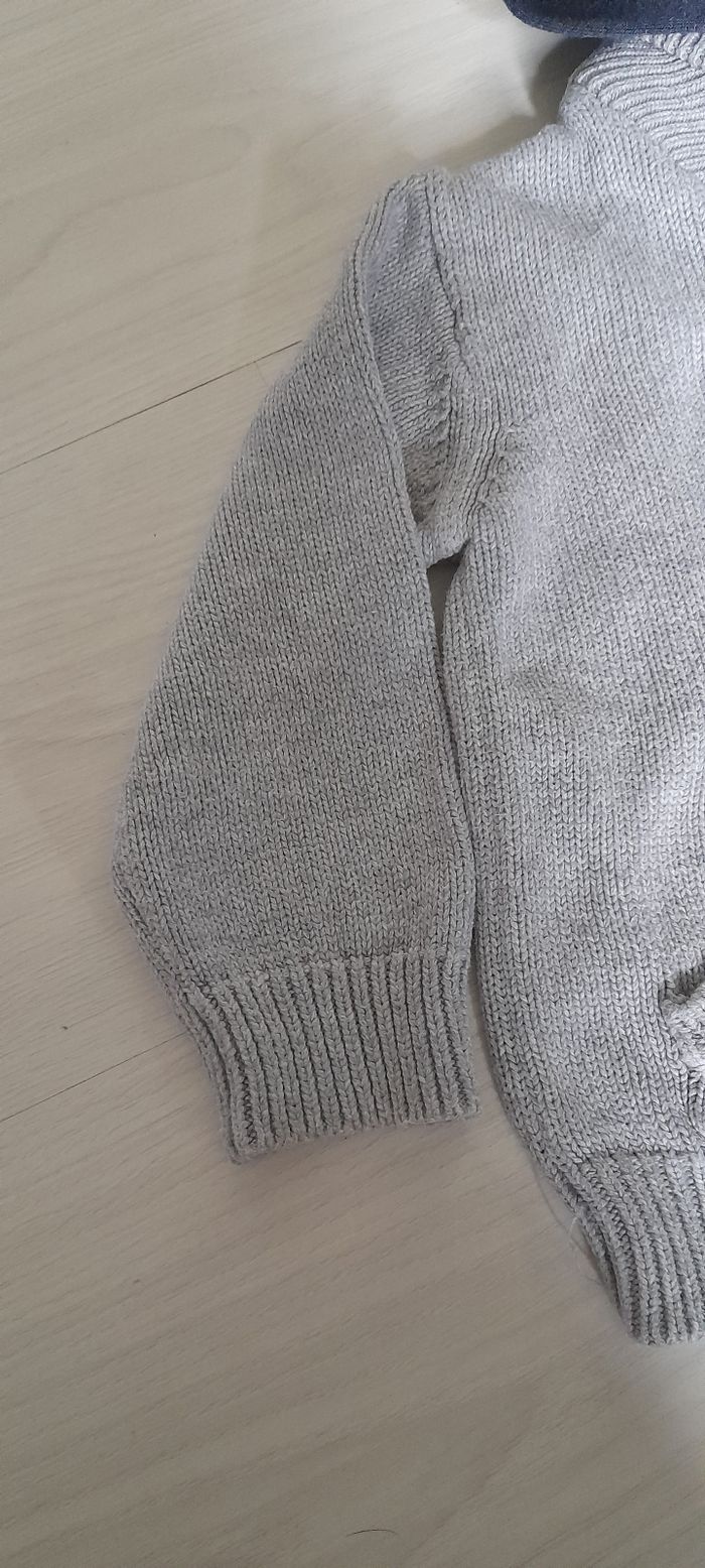 Gilet avec capuche T 4 ans - photo numéro 2