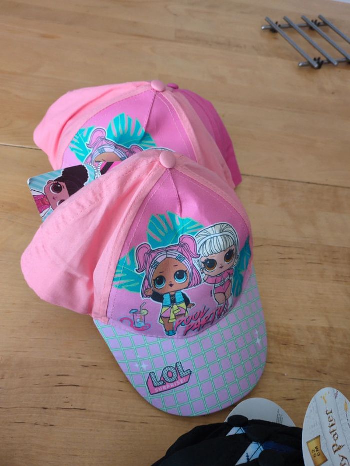 Lot de 43 casquettes enfants licence - photo numéro 7