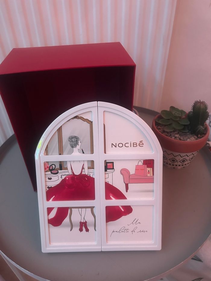 Palette de maquillage - photo numéro 3