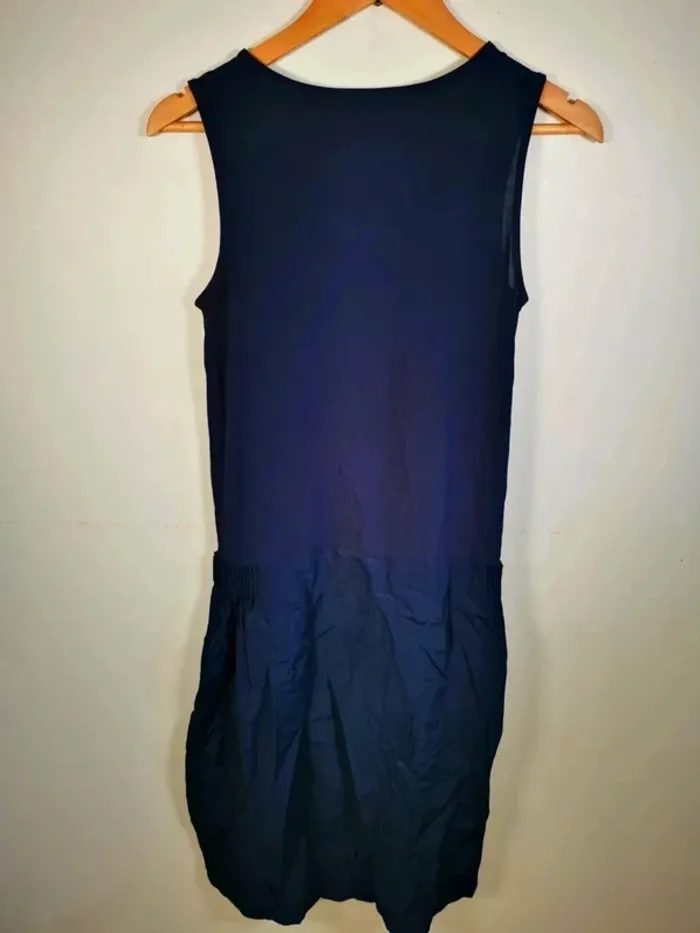C33 robe marine Cos XS - photo numéro 2